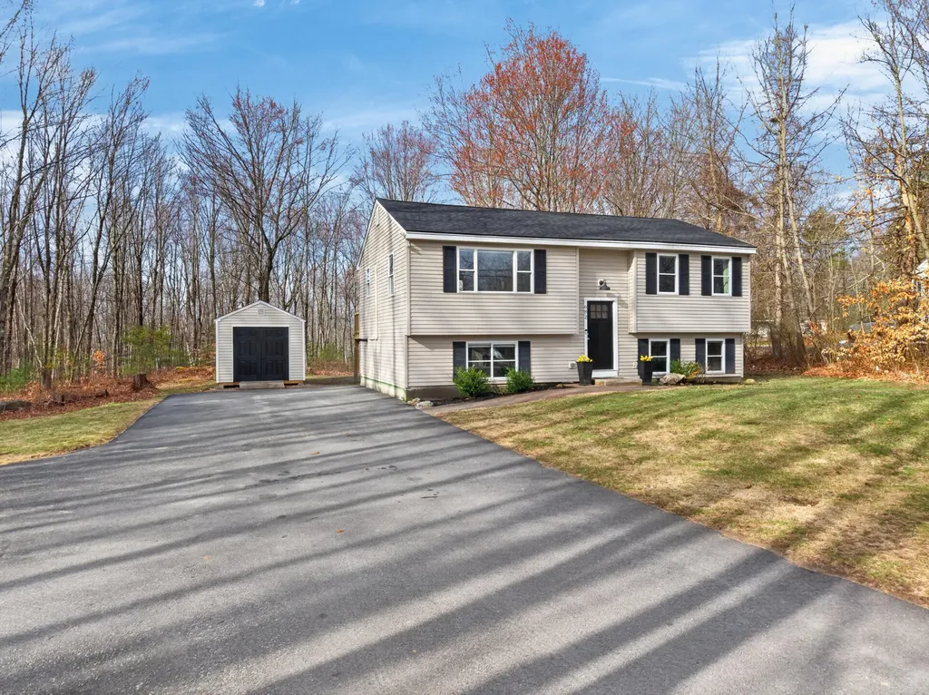 682 S Waterboro Road Lyman ME 04002