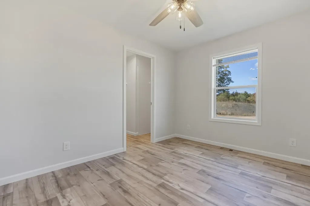 20 Colony Way Kittery ME 03904
