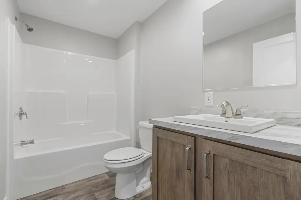 14 Colony Way Kittery ME 03904