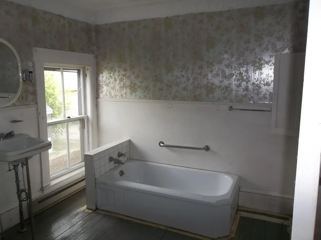 495 North Street Calais ME 04619