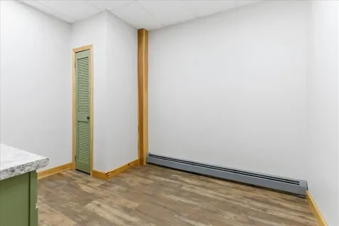 17 Gary Street Paris ME 04281