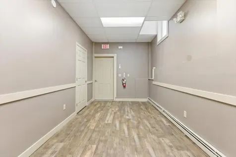 17 Gary Street Paris ME 04281