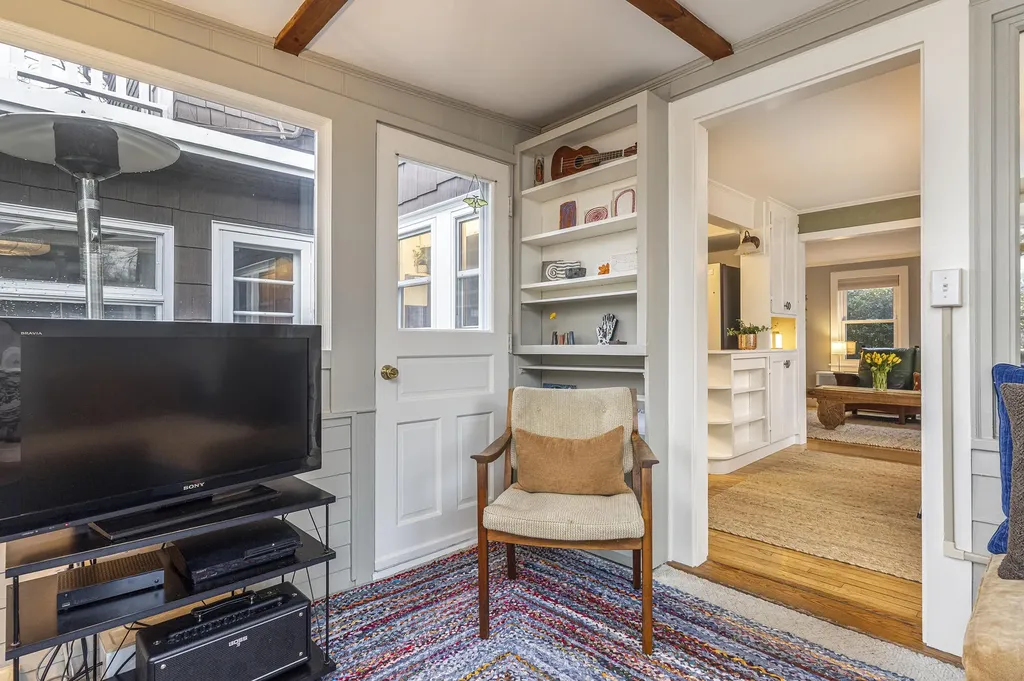 59 Ocean View Road Cape Elizabeth ME 04107