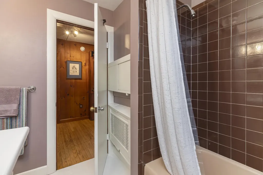 59 Ocean View Road Cape Elizabeth ME 04107