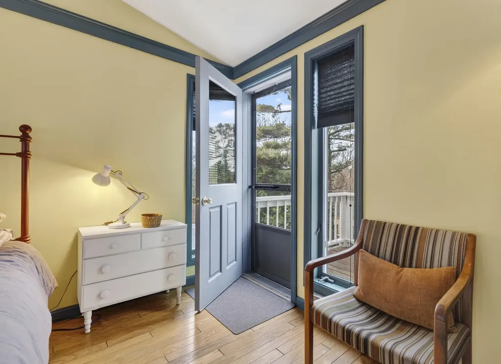 59 Ocean View Road Cape Elizabeth ME 04107