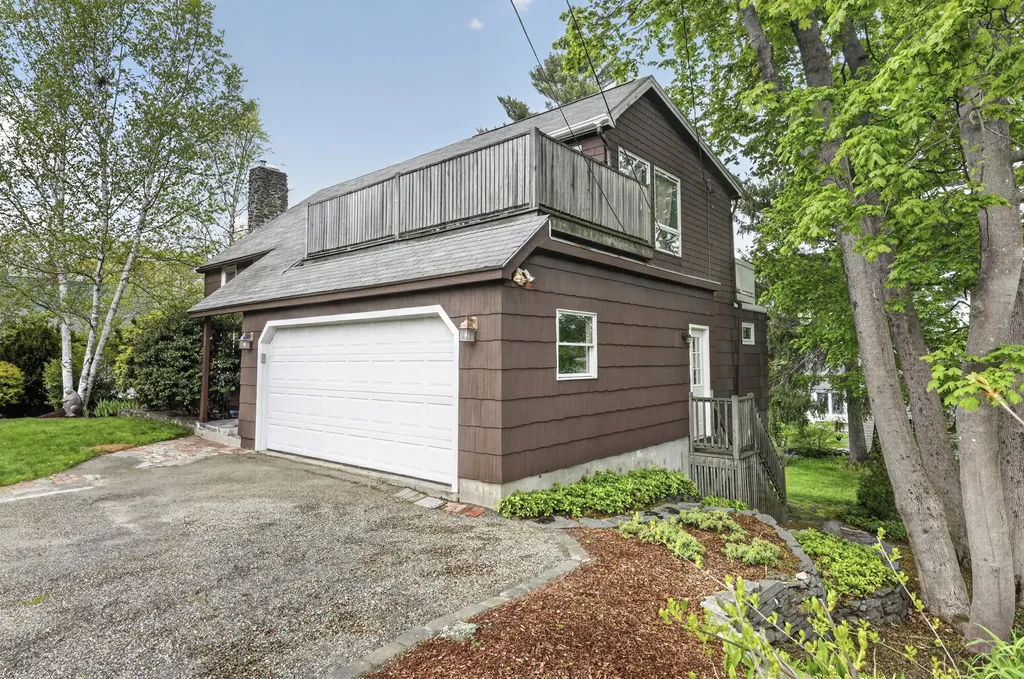 59 Ocean View Road Cape Elizabeth ME 04107