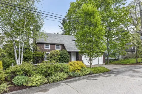 59 Ocean View Road Cape Elizabeth ME 04107