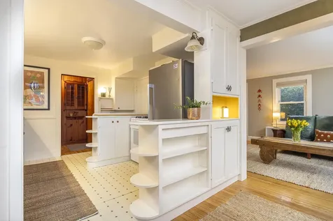 59 Ocean View Road Cape Elizabeth ME 04107