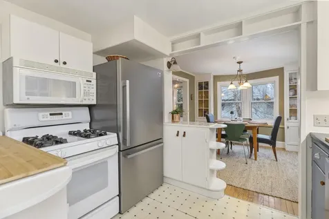 59 Ocean View Road Cape Elizabeth ME 04107