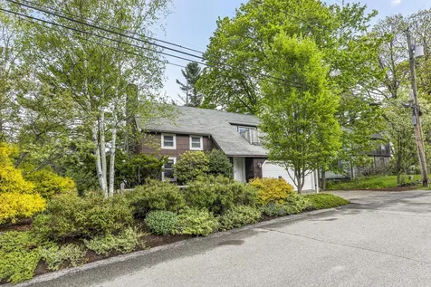 59 Ocean View Road Cape Elizabeth ME 04107