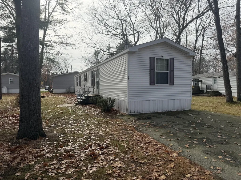 15 Candy Lane Brunswick ME 04011