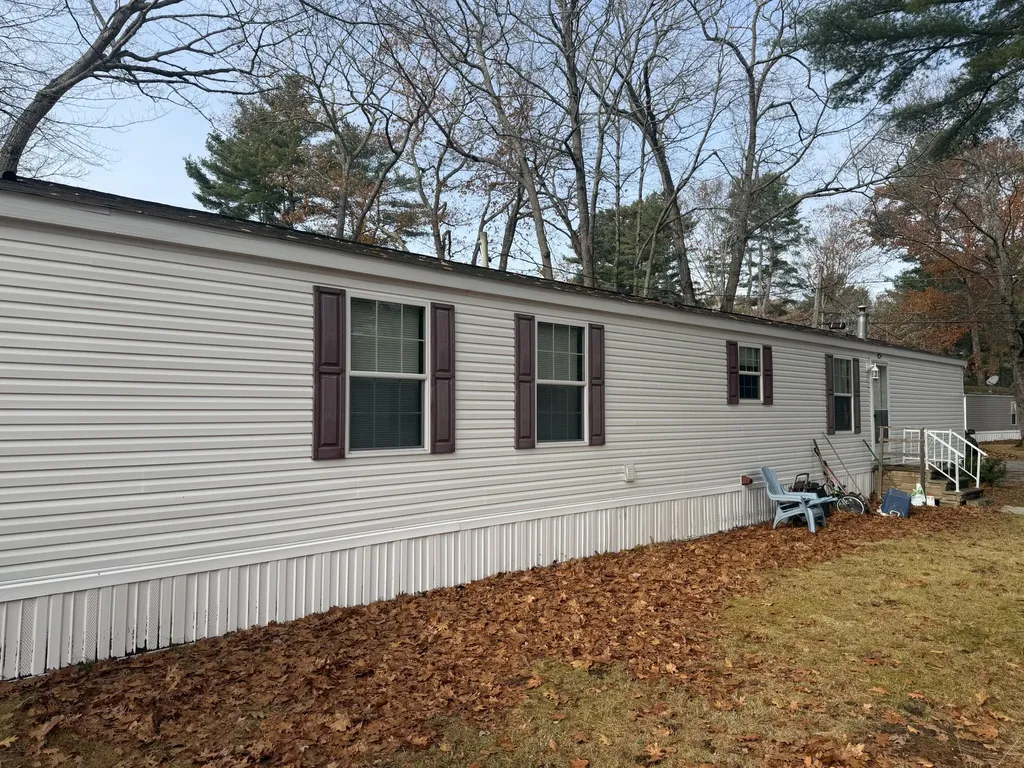 15 Candy Lane Brunswick ME 04011