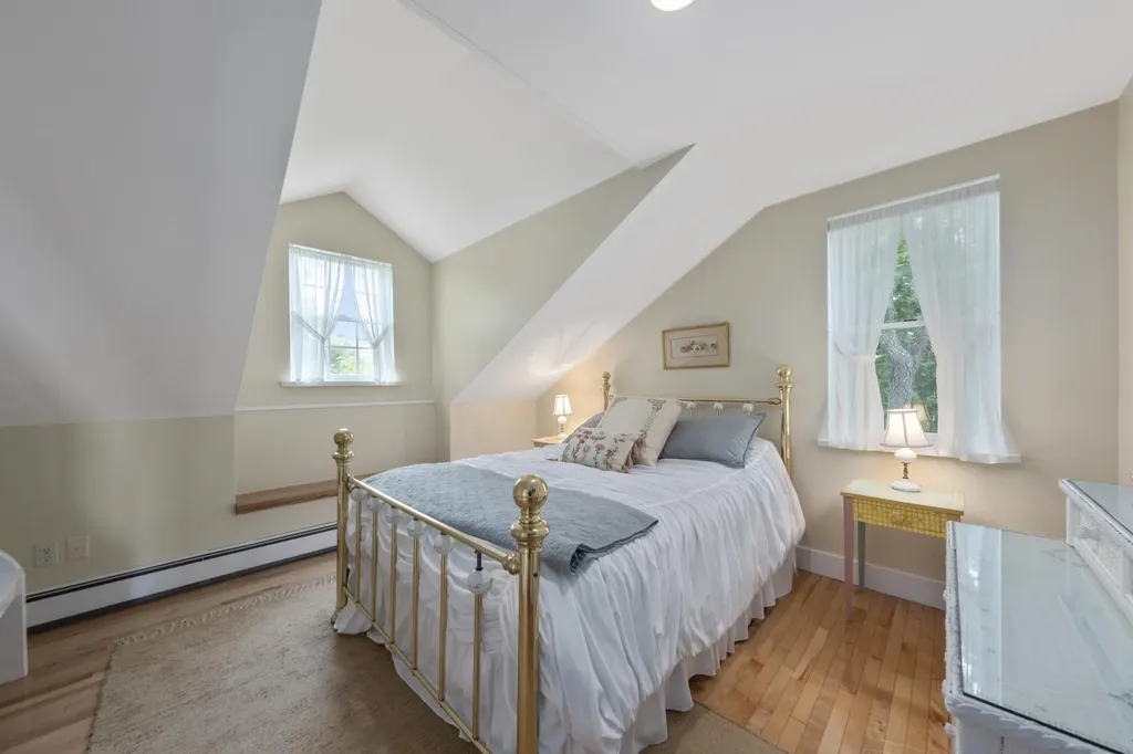 22 Porter Road Belfast ME 04915