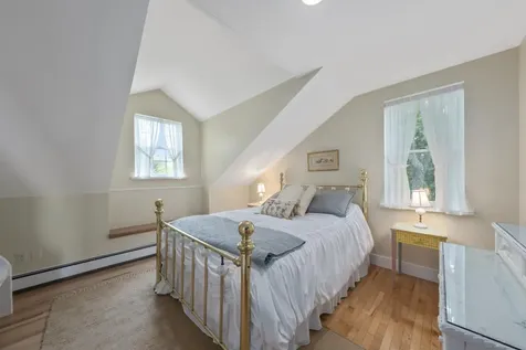 22 Porter Road Belfast ME 04915