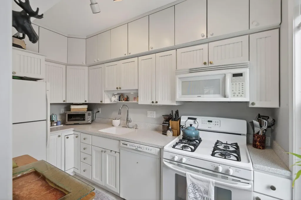 81 Quebec Street Portland ME 04101