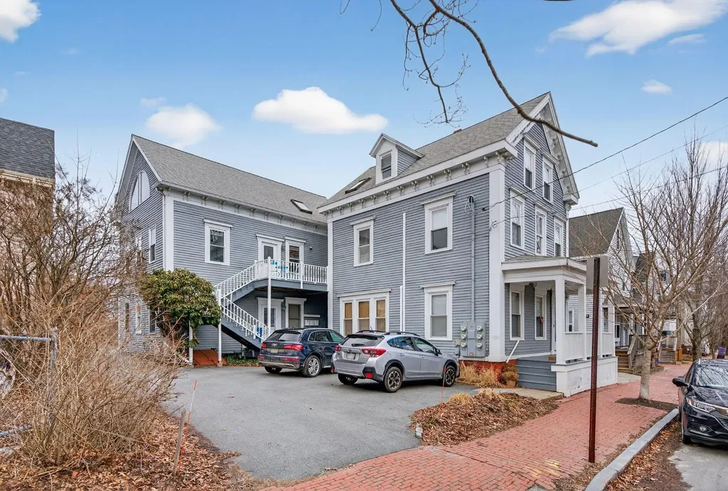 81 Quebec Street Portland ME 04101