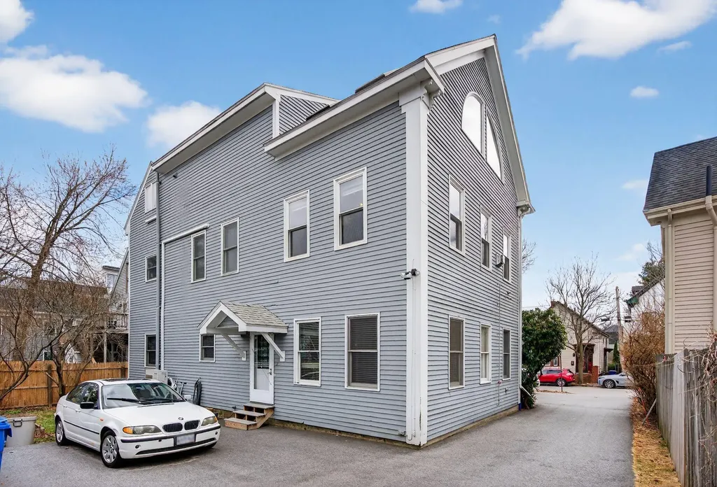 81 Quebec Street Portland ME 04101