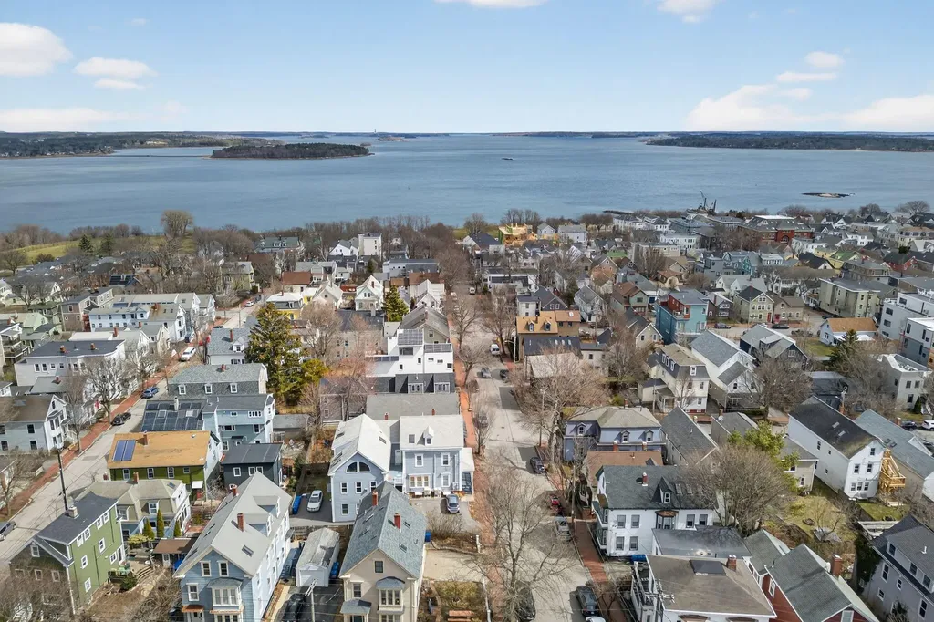 81 Quebec Street Portland ME 04101