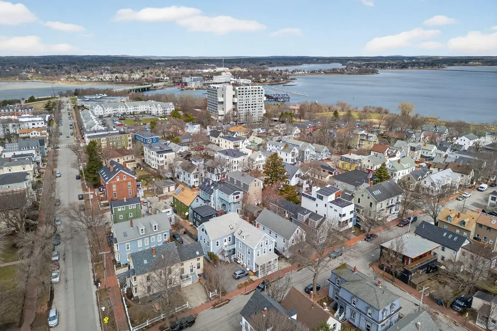 81 Quebec Street Portland ME 04101