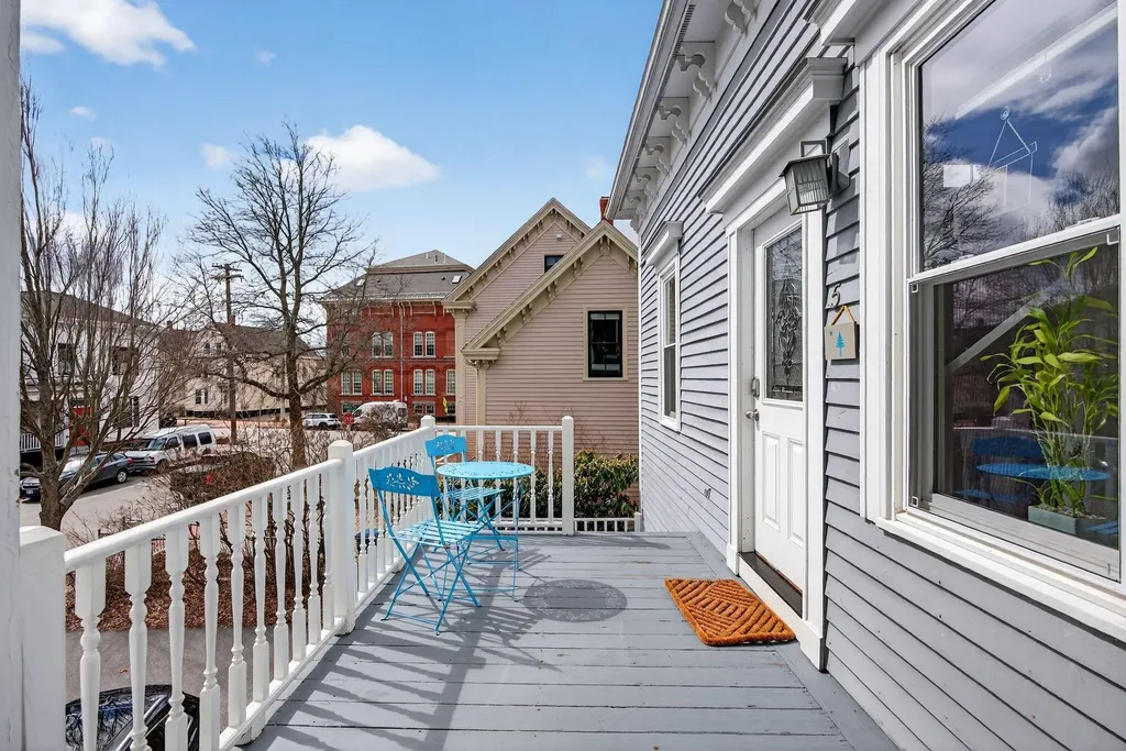81 Quebec Street Portland ME 04101