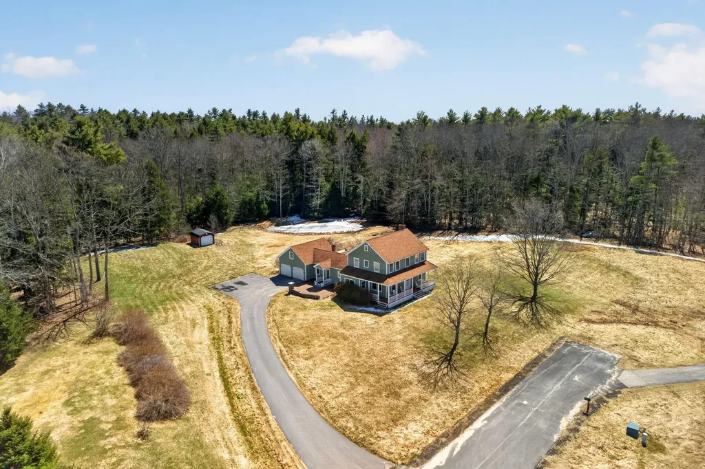 26 Fieldcrest Drive Gorham ME 04038