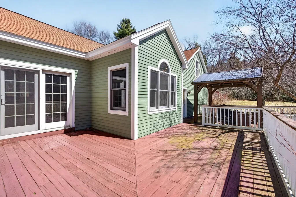 26 Fieldcrest Drive Gorham ME 04038
