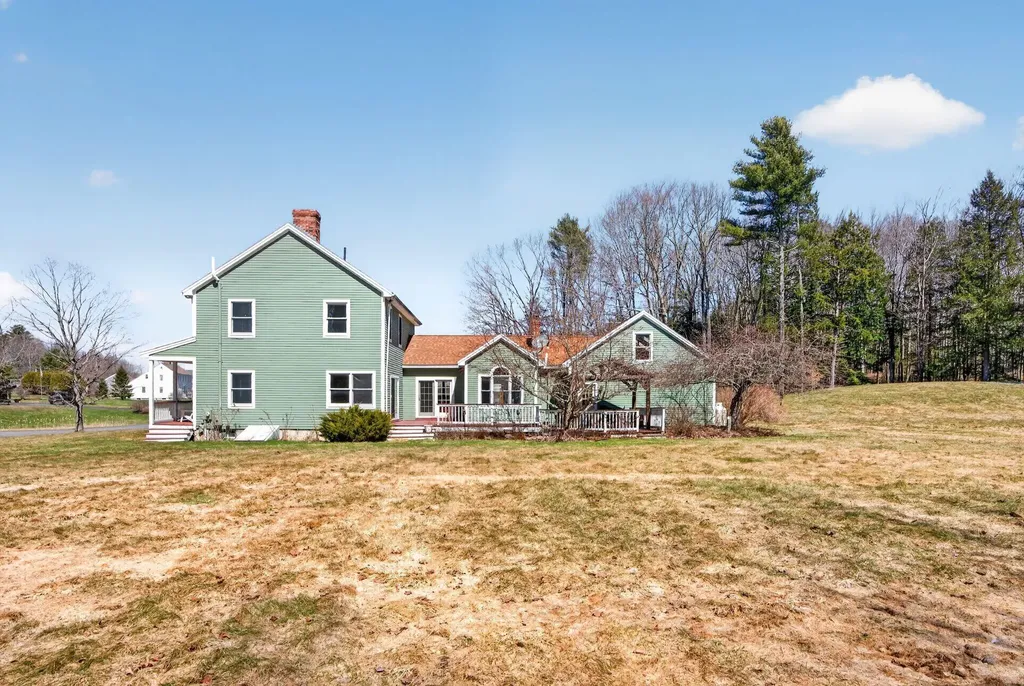 26 Fieldcrest Drive Gorham ME 04038