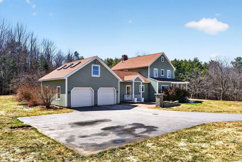26 Fieldcrest Drive Gorham ME 04038
