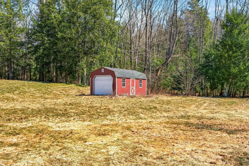26 Fieldcrest Drive Gorham ME 04038