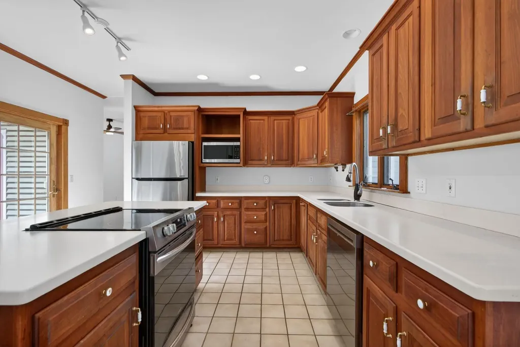 26 Fieldcrest Drive Gorham ME 04038