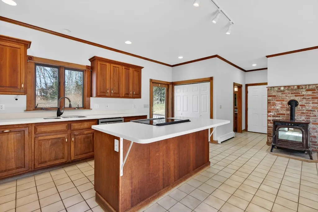 26 Fieldcrest Drive Gorham ME 04038