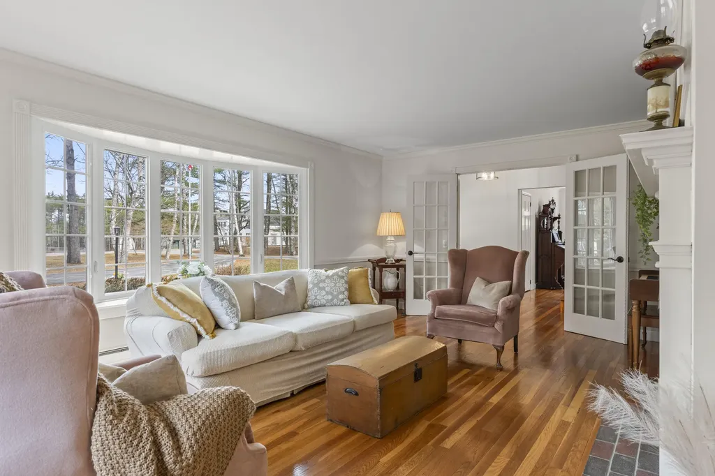 847 Middlesex Road Topsham ME 04086