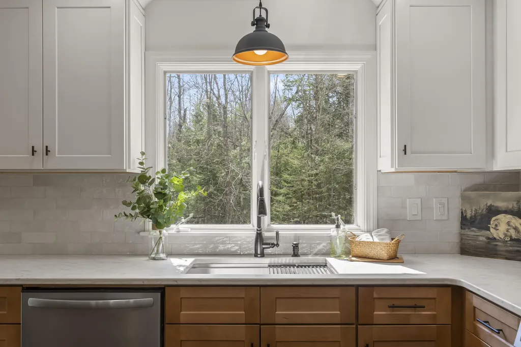 847 Middlesex Road Topsham ME 04086