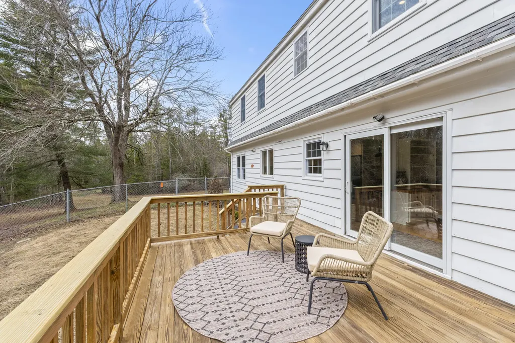 847 Middlesex Road Topsham ME 04086