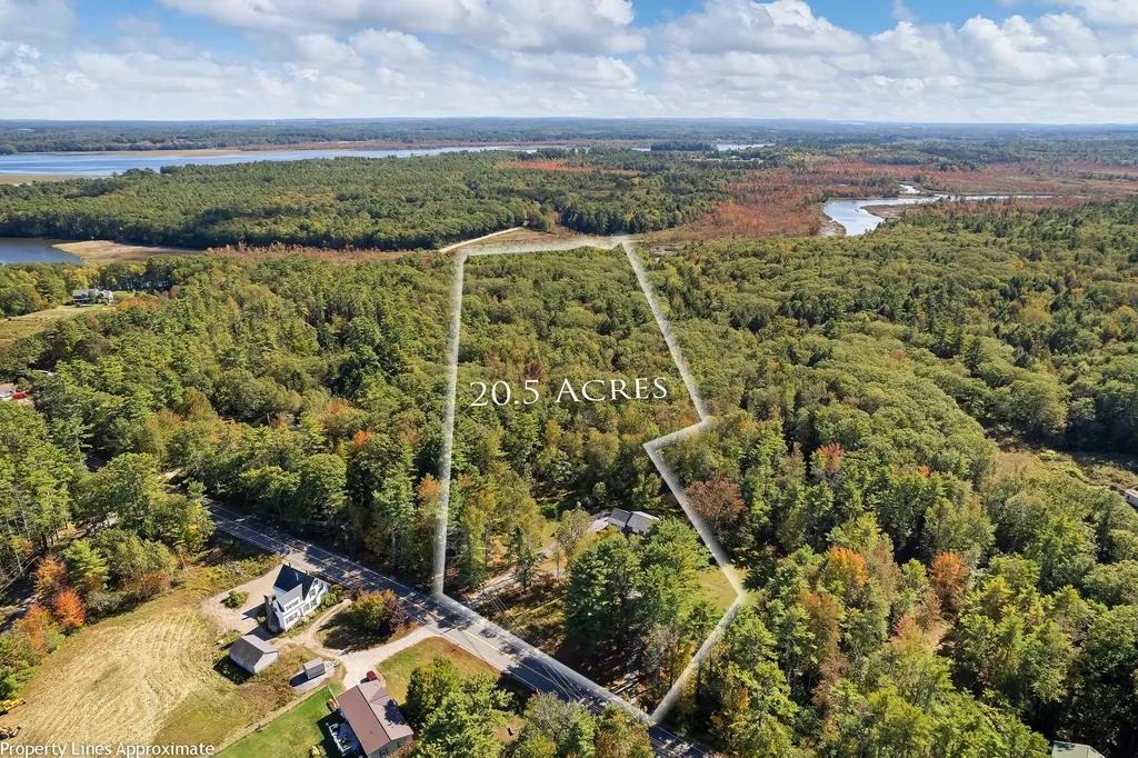 847 Middlesex Road Topsham ME 04086