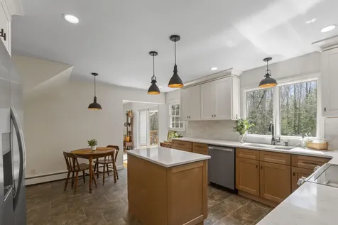 847 Middlesex Road Topsham ME 04086