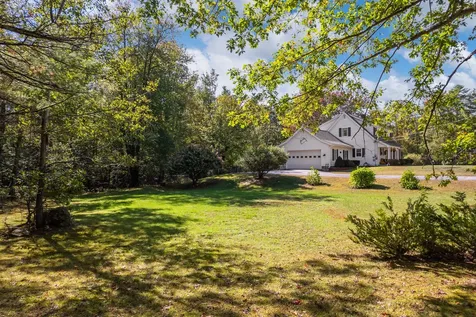 847 Middlesex Road Topsham ME 04086