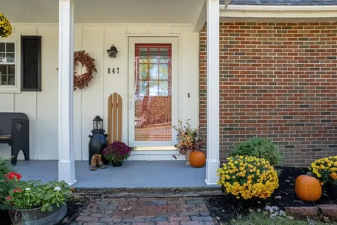 847 Middlesex Road Topsham ME 04086