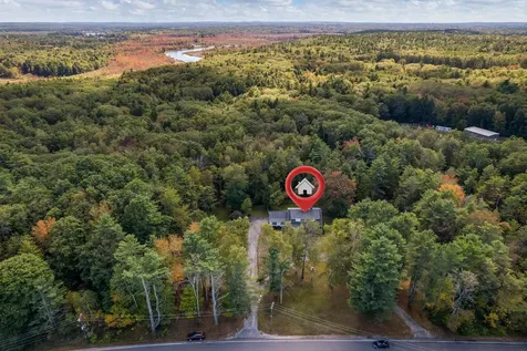 847 Middlesex Road Topsham ME 04086