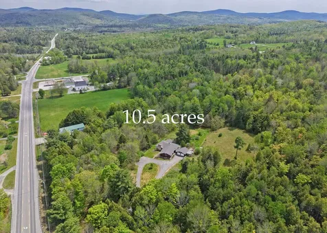 685 Main Road Holden ME 04429