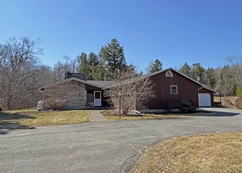 685 Main Road Holden ME 04429