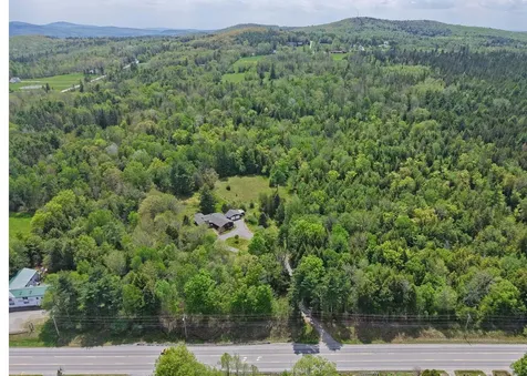 685 Main Road Holden ME 04429