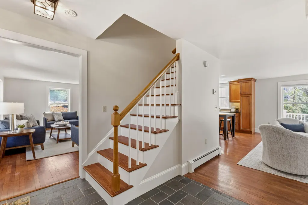 47 Glen Road Yarmouth ME 04096