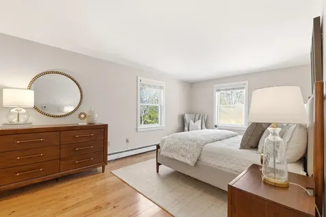 47 Glen Road Yarmouth ME 04096