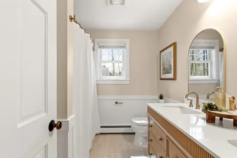47 Glen Road Yarmouth ME 04096
