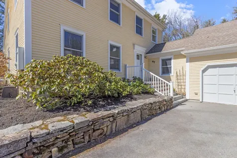 47 Glen Road Yarmouth ME 04096