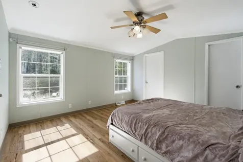 21 Imperial Drive Eliot ME 03903