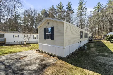 21 Imperial Drive Eliot ME 03903