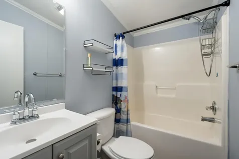 21 Imperial Drive Eliot ME 03903