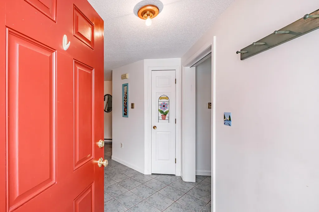 21 Daffodil Court Naples ME 04055